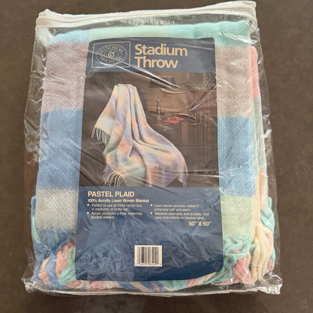 Windsor & Browne Pastel Plaid Acrylic Stadium Throw Baby Blanket USA Chatham